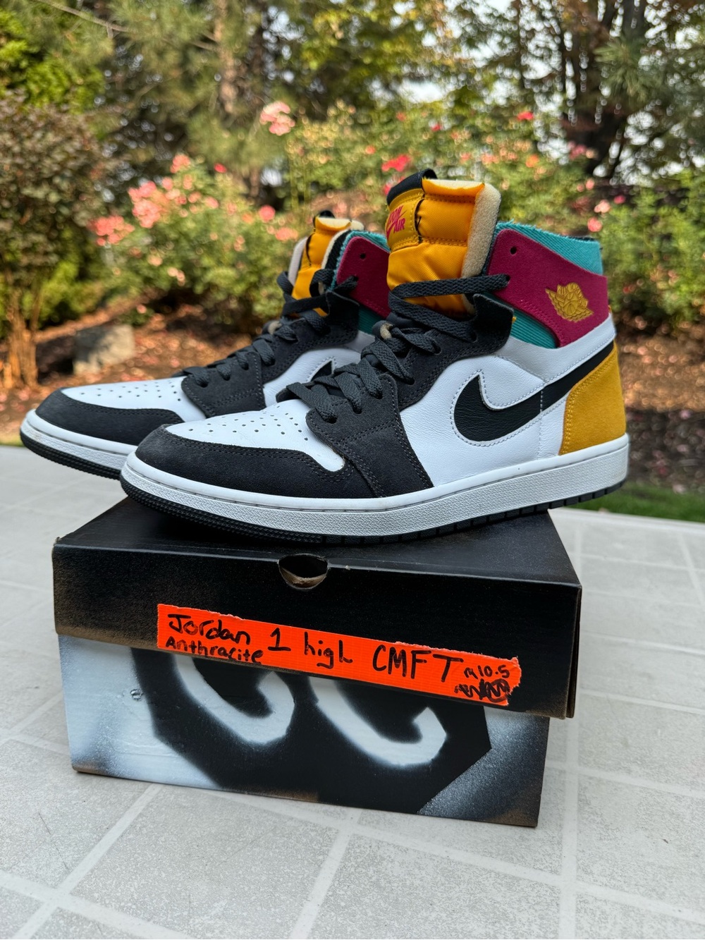 Air Jordan 1 High Zoom Air CMFT “Anthracite” – Size 10.5